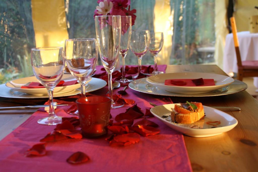 Hotel Restaurant Rose Des Pyrenees بيلفيان إي كيفيِراك المظهر الخارجي الصورة